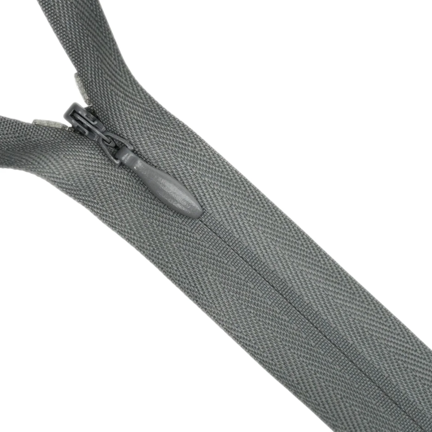 Invisible zippers 10